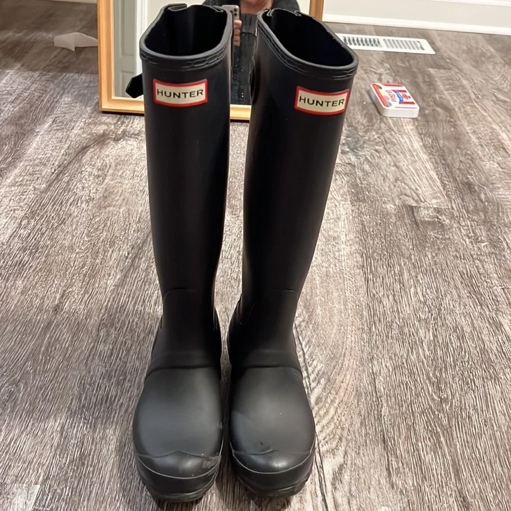 Hunter boot. - Picture 4 of 6
